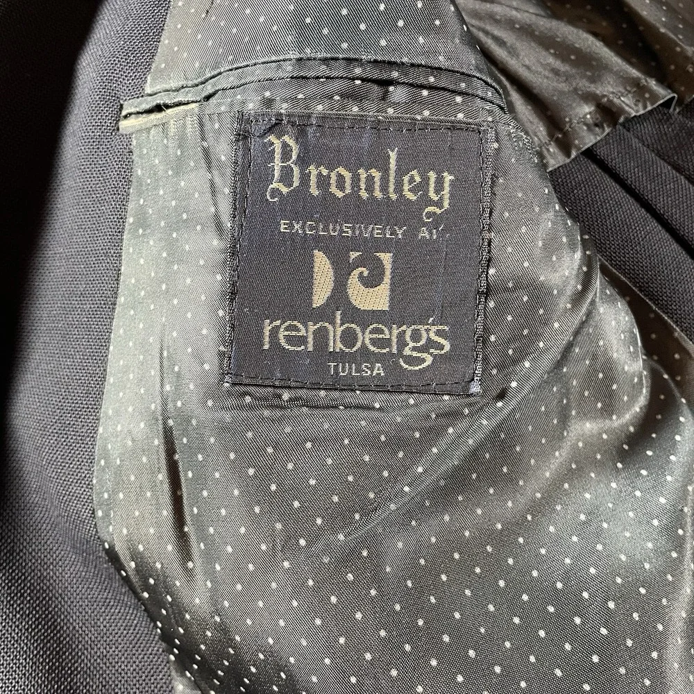 VTG Bronley Mens Navy Blue Blazer with Gold Buttons Renberg's Tulsa Quiet Luxury